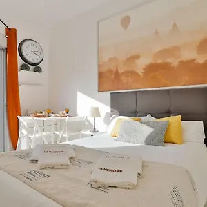 Apartamento C17 - Friendly Studio Close To Town 3, Málaga